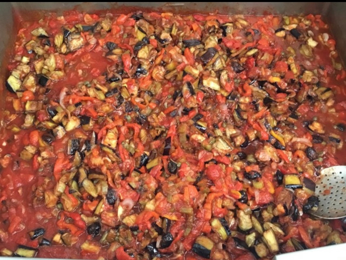 الغوص في الطعم الأصيل للسيسيلي: Caponata Siciliana vo