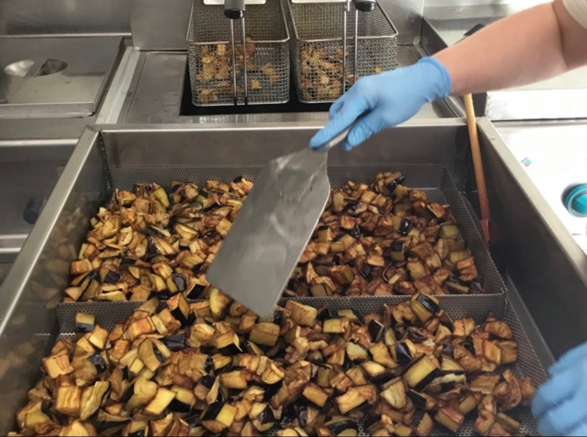 Un tuffo nell'Autentico Sapore di Sicilia: La Caponata Siciliana vo n MiTilSiciliano.com